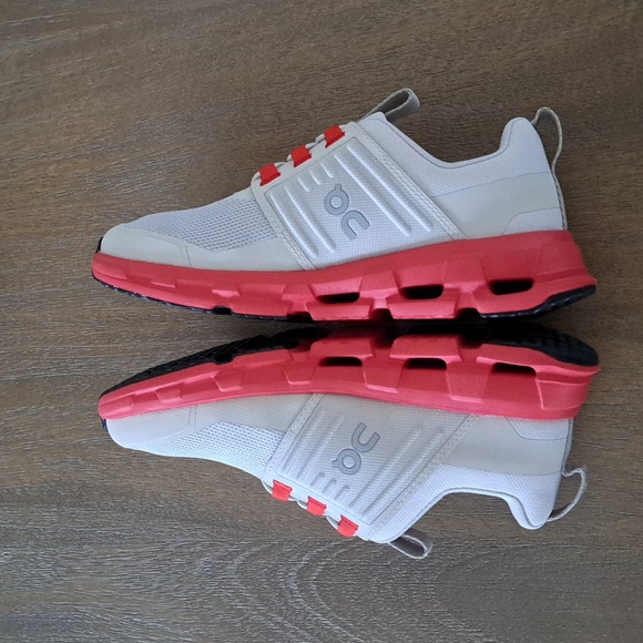 On Cloudswift Kids - Color: Desert / Red - Size: Kids 2 - Picture 6 of 9